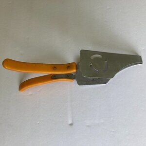 Rare Bakelite Double Handle Cake Cutter/Server Vintage